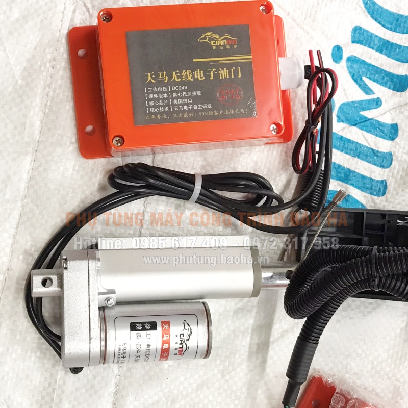 Bộ chân ga cẩu Zoomlion – Phụ tùng chính xác, vận hành ổn định