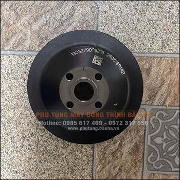 Puly Dẫn Động Bơm Nước XCMG 860157039 Chính Hãng – Hoạt Động Bền Bỉ, Đúng Tiêu Chuẩn Nhà Máy