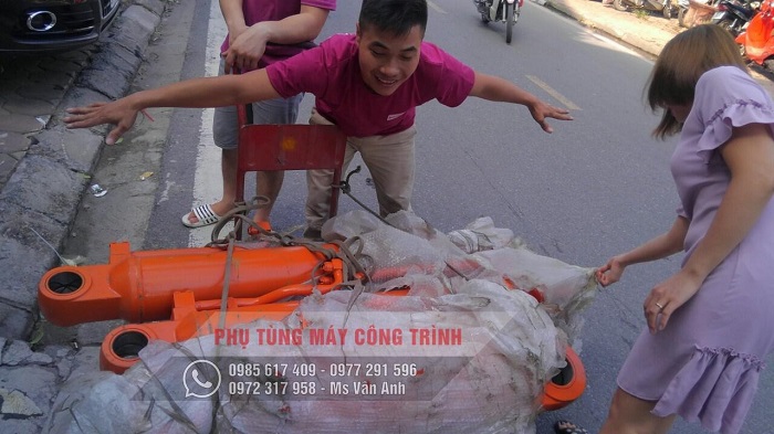 Xilanh nâng hạ xe xúc lật Trung Quốc liugong, XCMG, XGMA giá rẻ tại Hà Nội